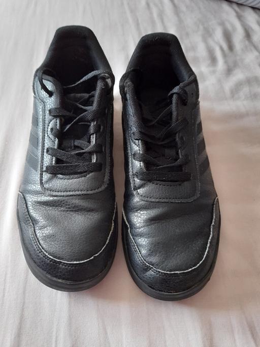 Buy & Sell West Northamptonshire Weston Favell - West Northamptonshire - Photos for adidas trainers