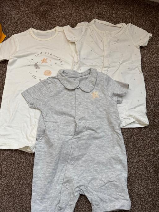 Buy & Sell South East London New Eltham - South East London - Photos for 9-12 months unisex baby summer rompers