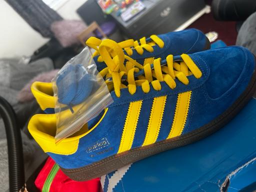 Buy & Sell West Midlands Birmingham - Photos for Adidas trainer bc