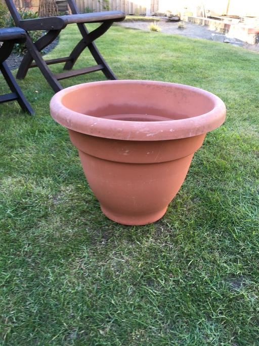 Buy & Sell West Midlands Walsall - Photos for Plant Pot