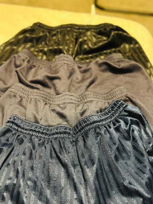 Buy & Sell South East London Thamesmead - South East London - Photos for 4pair boys PE SHORTS AGE 13