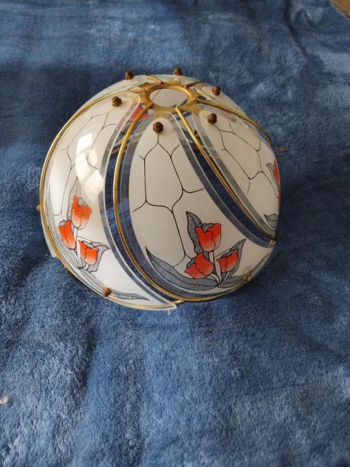 Buy & Sell West Midlands Wolverhampton - Photos for Glass Lampshade.