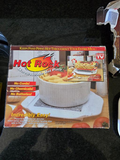 Buy & Sell West Midlands Sandwell - Photos for 2 x Hot Rock Microwaveable hot plates