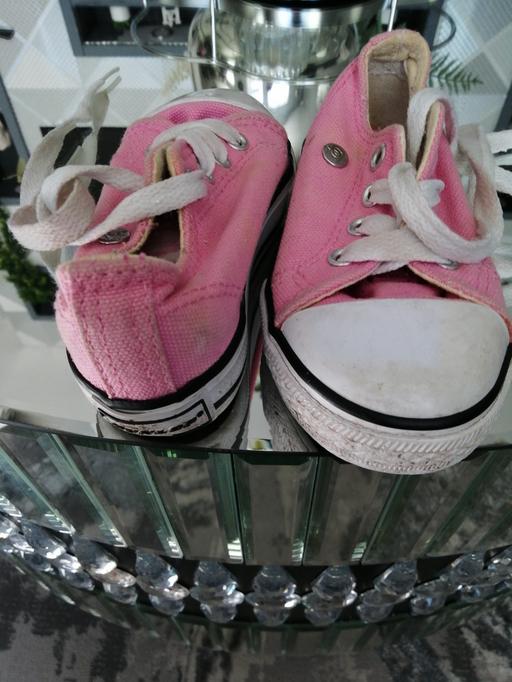 Buy & Sell West Midlands Wolverhampton - Photos for child's size *4*