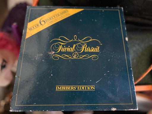 Buy & Sell West Midlands Birmingham - Photos for Trivial pursuit part glasses