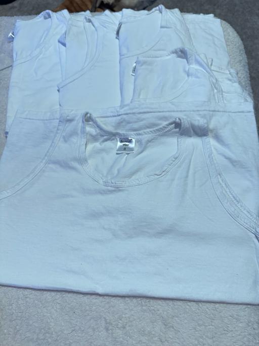 Buy & Sell South East London Thamesmead - South East London - Photos for 5 child vest age 12/13