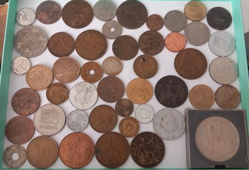 Buy & Sell Merseyside Saint Helens - Photos for collection of coins and banknotes