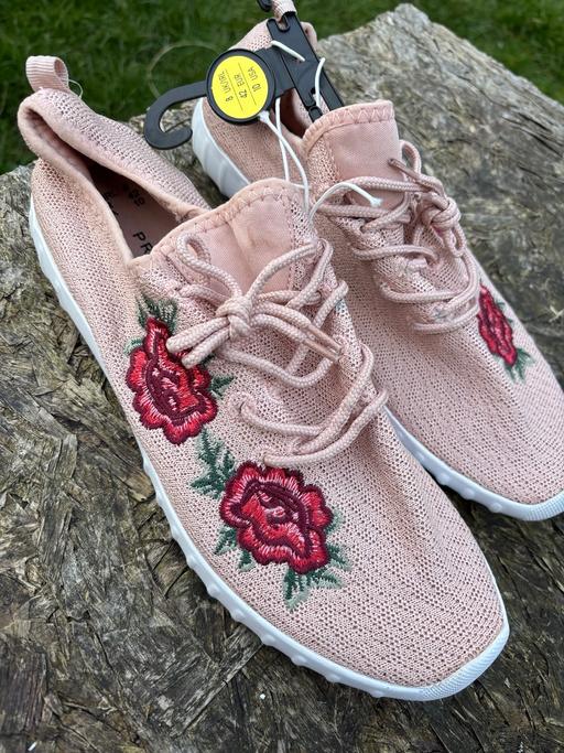 Buy & Sell West Yorkshire Kirklees - Photos for New Floral Trainers 8