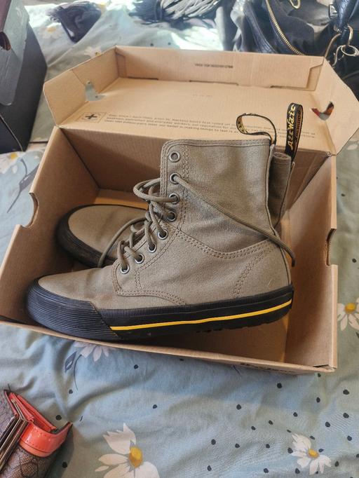 Buy & Sell West Midlands Solihull - Photos for Dr martens canvas boots size 5