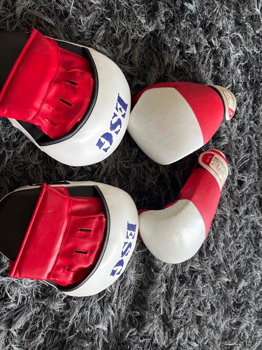 Buy & Sell Worcestershire Redditch - Photos for Boxing set