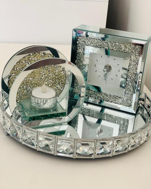 Buy & Sell Barking and Dagenham Barking - Barking and Dagenham - Photos for HURRY ‼️ 3 piece Crystal silver set