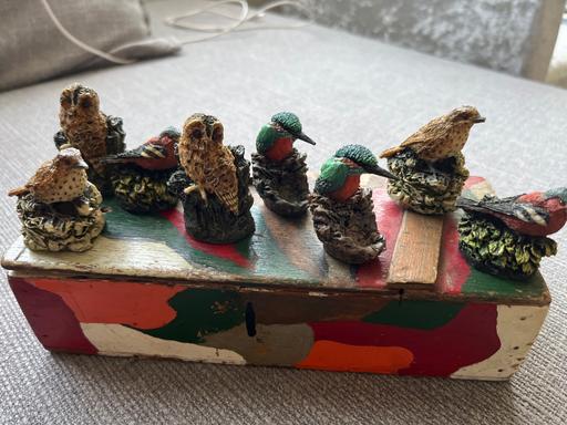 Buy & Sell Worcestershire Redditch - Photos for Mini bird figures in wooden box