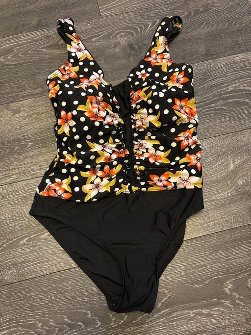 Buy & Sell West Midlands Dudley - Photos for Ladies swim costume