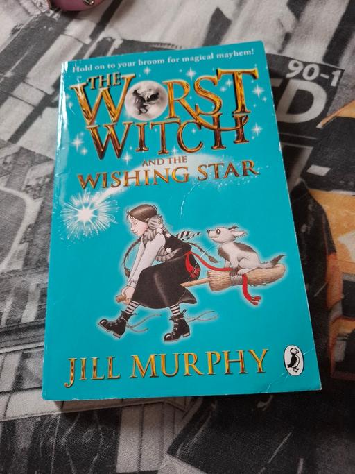 Buy & Sell South Yorkshire Barnsley - Photos for the worst witch book