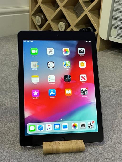 Buy & Sell South West London Merton - Photos for Apple IPAD Air 1st Generation/ 128 GB
