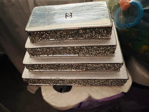Buy & Sell South East London Thamesmead - South East London - Photos for Ornament books