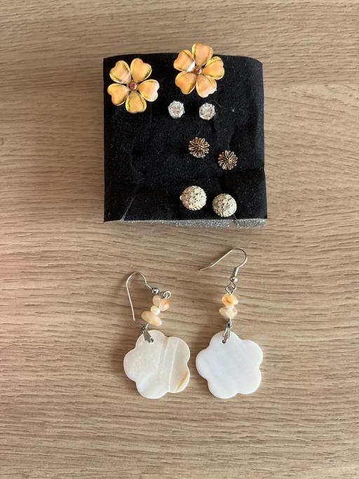 Buy & Sell West Midlands Wolverhampton - Photos for Selection of costume earrings