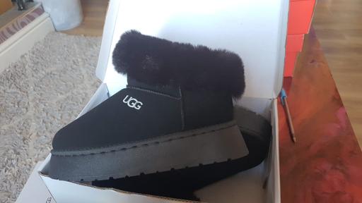 Buy & Sell Kent Swale - Photos for Black Ugg Boots