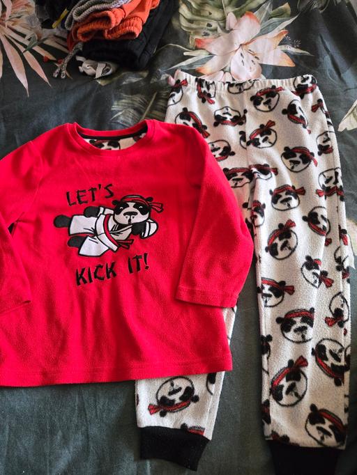 Buy & Sell Hackenthorpe Sheffield - Photos for 3-4 years boys pyjamas primark
