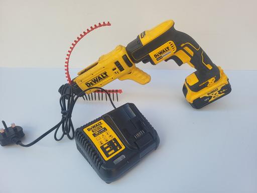 Buy & Sell West Midlands Sandwell - Photos for DeWalt DCF620 18V XR Brushless Screwgun