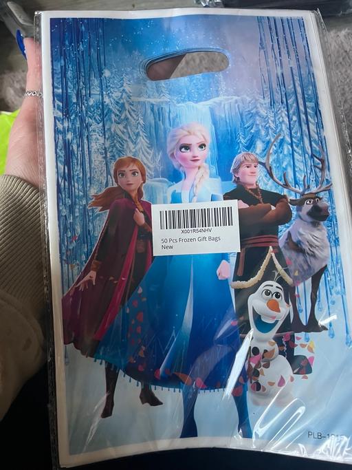 Buy & Sell West Midlands Wolverhampton - Photos for 50 new frozen party bags £1 a pack lots