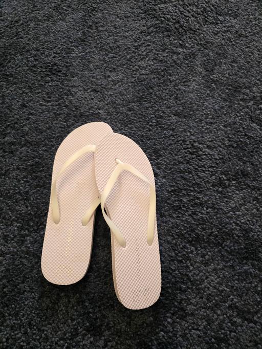 Buy & Sell Kitts Green Birmingham - Photos for white slip flops new size 5/6