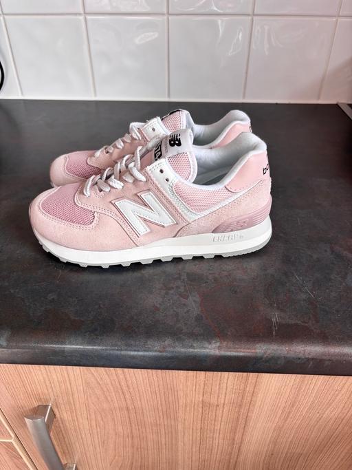 Buy & Sell Buckinghamshire Milton Keynes - Photos for New Balance 574 trainers