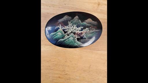 Buy & Sell South East London Shirley - South East London - Photos for CHINESE LACQUER EFFECT TRINKET BOX.