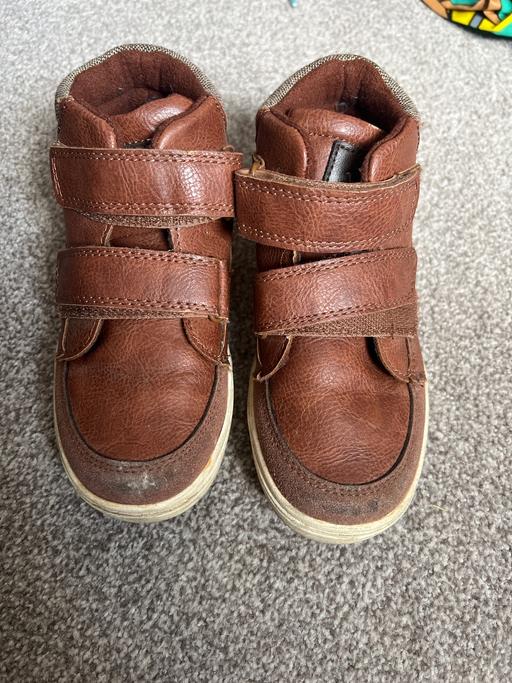 Buy & Sell East London Blackwall - East London - Photos for Boys boots