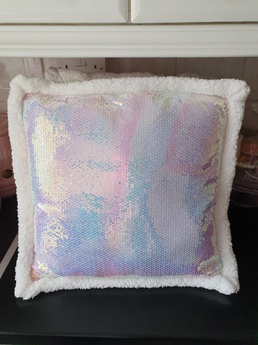 Buy & Sell West Midlands Dudley - Photos for sequin cushions x 2