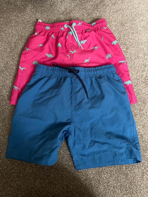 Buy & Sell East London Leamouth - East London - Photos for Boys shorts