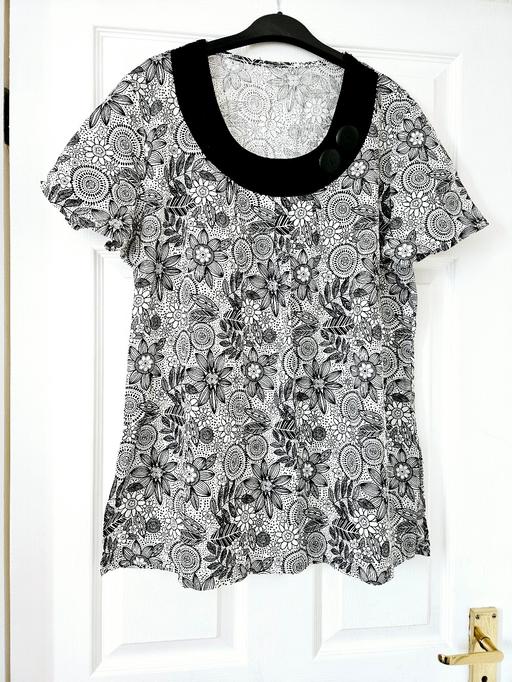 Buy & Sell South Yorkshire Doncaster - Photos for Top, size 18.