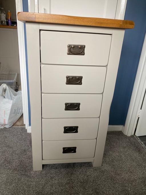 Buy & Sell Staffordshire South Staffordshire - Photos for Furniture village Solid wooden cupboard