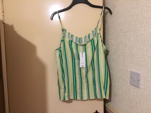 Buy & Sell West Midlands Sandwell - Photos for Summer Top Size 18 tags on
