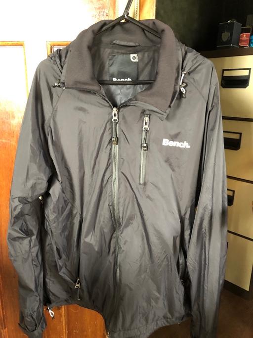Buy & Sell Merseyside Liverpool - Photos for Unisex Bench light weight black jacket