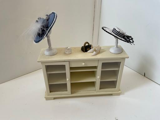 Buy & Sell East London Maryland - East London - Photos for Dolls house