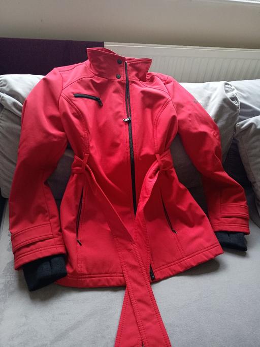 Buy & Sell East London Woodford - East London - Photos for Red wind-stop mid length vest