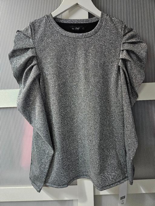 Buy & Sell Halton Weston Point - Watford - Photos for 🌟NEW🌟 Size 10 F&F silver sparkly top