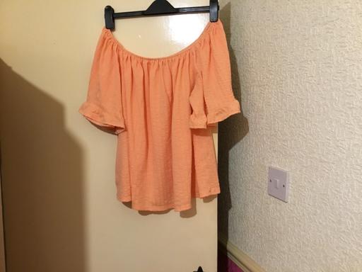 Buy & Sell West Midlands Sandwell - Photos for Off the shoulder top size 18 from George