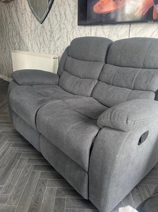 Buy & Sell West Midlands Walsall - Photos for 2 +3 seater soofa