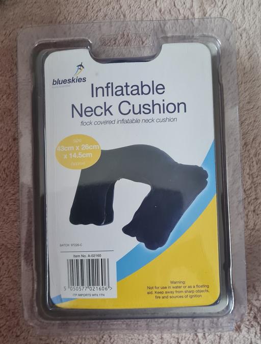 Buy & Sell West Midlands Walsall - Photos for Blow Up Neck Cushion