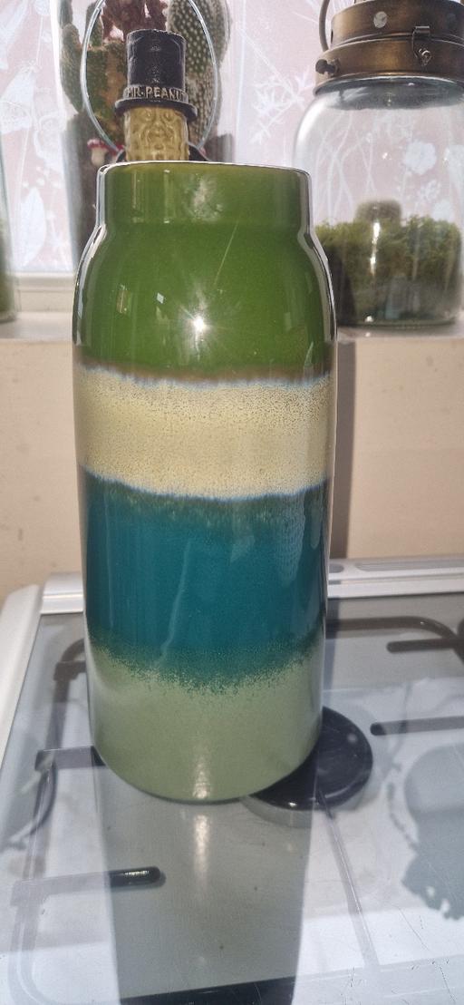 Buy & Sell West Midlands Birmingham - Photos for Green Pottery vase
