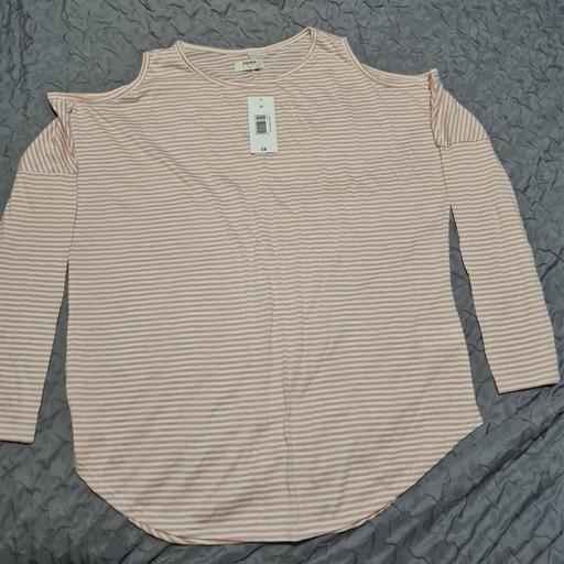 Buy & Sell West Midlands Walsall - Photos for cold shoulder top size uk 14
