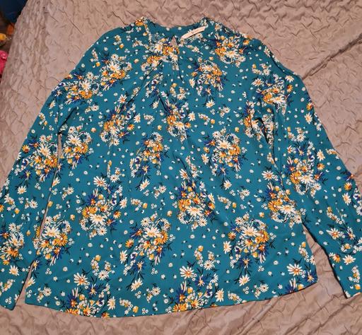 Buy & Sell West Midlands Walsall - Photos for very pretty blouse size uk 18