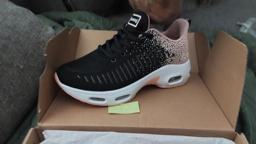 Buy & Sell East London Hackney Central - East London - Photos for New trainers