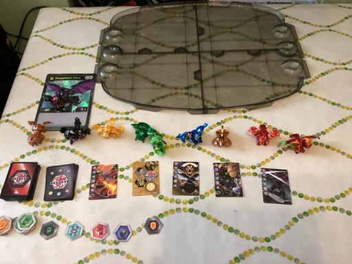 Buy & Sell Worcestershire Bromsgrove - Photos for Bakugan arena set