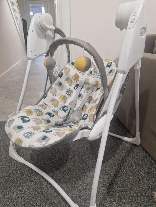 Buy & Sell South East London Catford - South East London - Photos for swinging baby chair