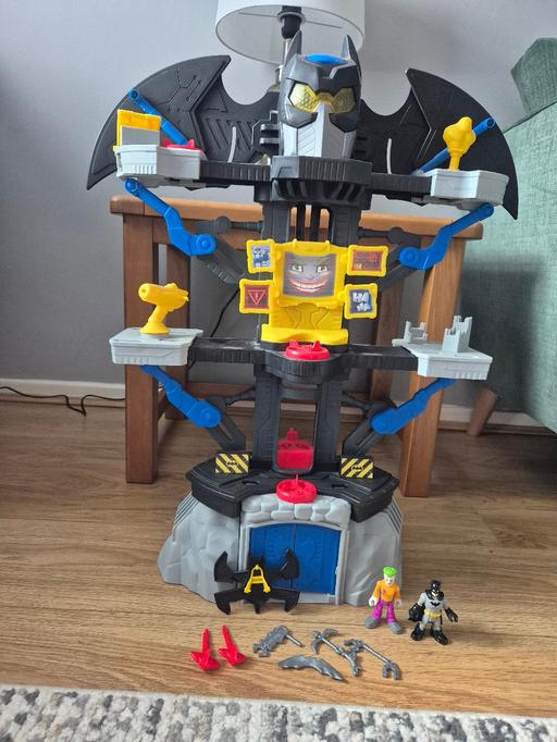 Buy & Sell Staffordshire Tamworth - Photos for batman imaginext tower