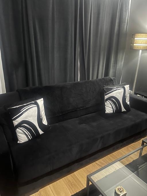 Buy & Sell Greater Manchester Bolton - Photos for Black velvet sofa bed