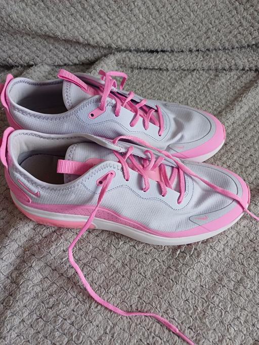 Buy & Sell South Yorkshire Rotherham - Photos for Nike trainers